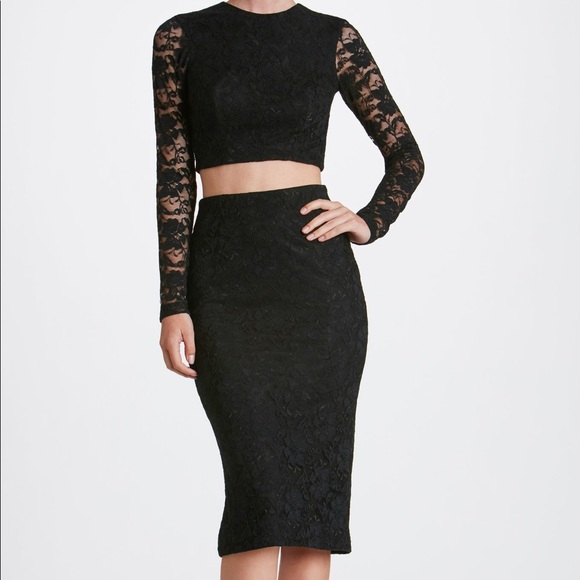 H&M Dresses & Skirts - H & M one of a kind floral Lace skirt set